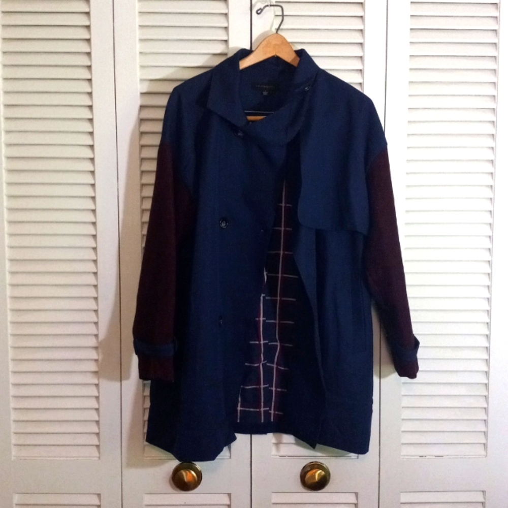 Dance & Marvel Trench Coat Large